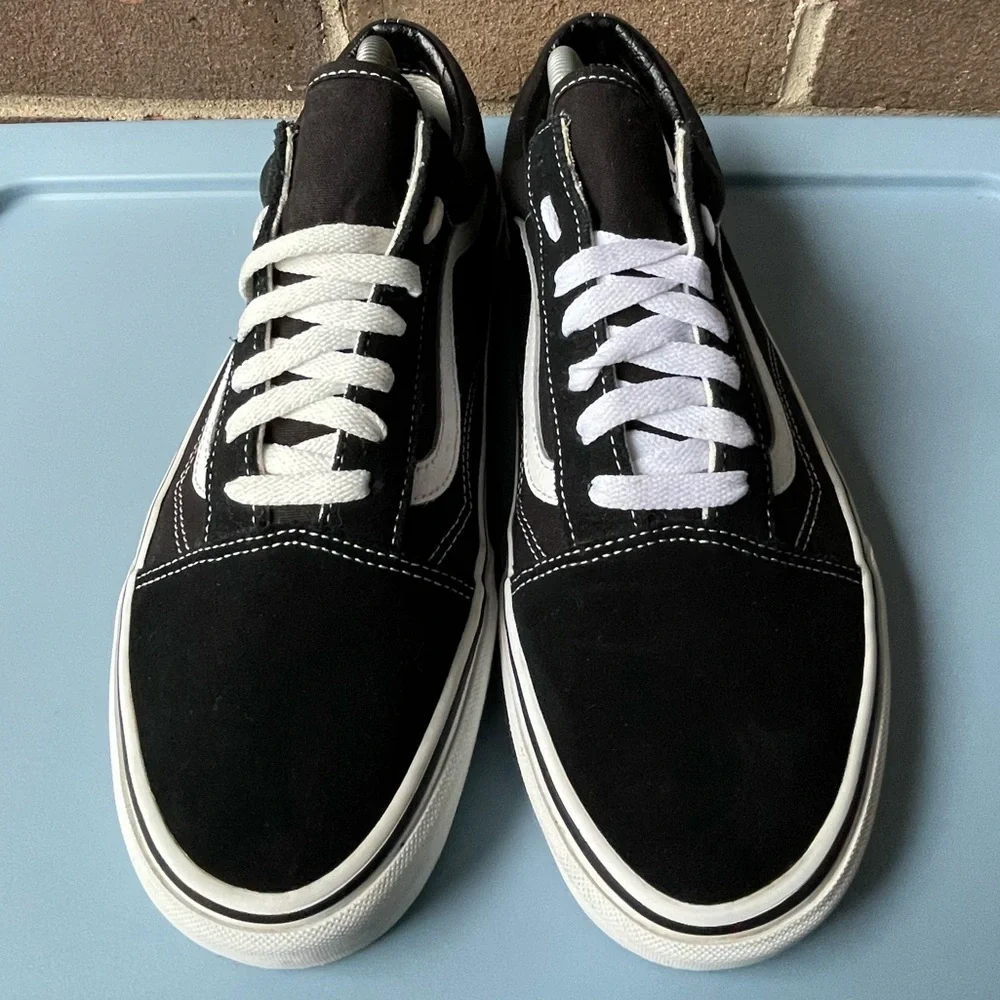 Vans Off The Wall Black And White Suede Sneakers - Picture 2 of 10